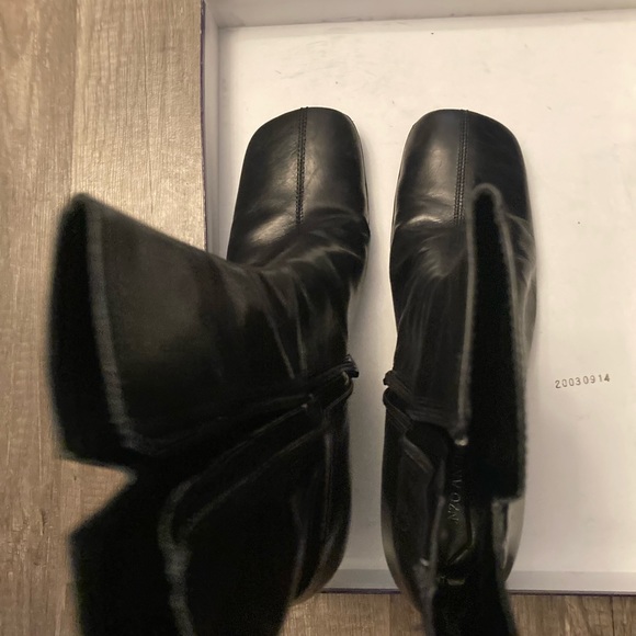 Enzo Angiolini booties size 9 - Picture 3 of 4